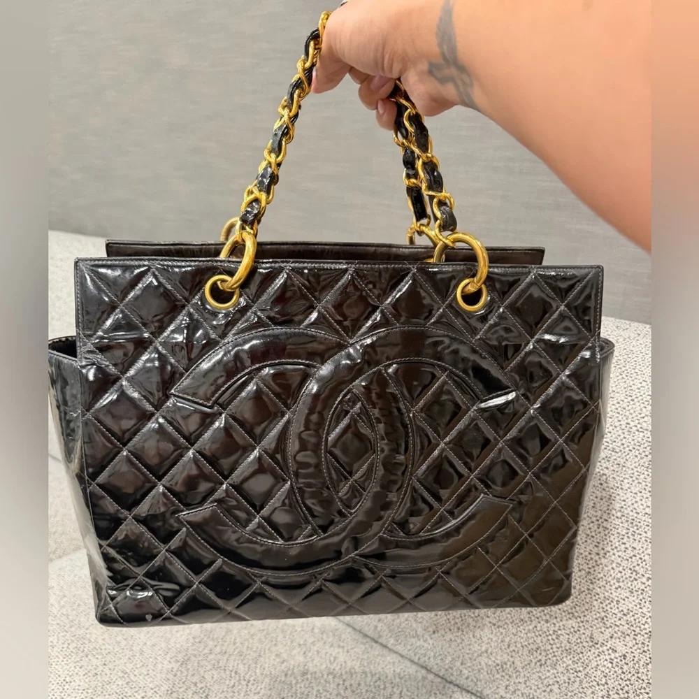 Chanel Timeless Grand Shopping Tote - Picture 2 of 16